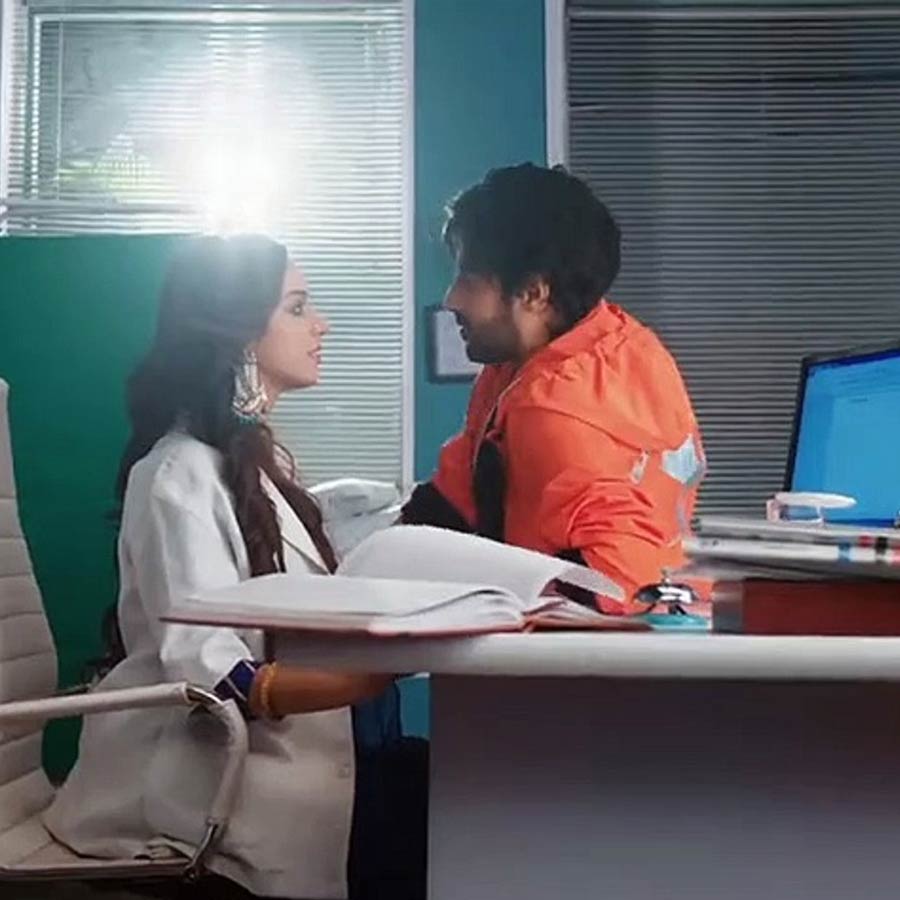 Study reveals India Ranks 2nd In Office Romances after Mexico