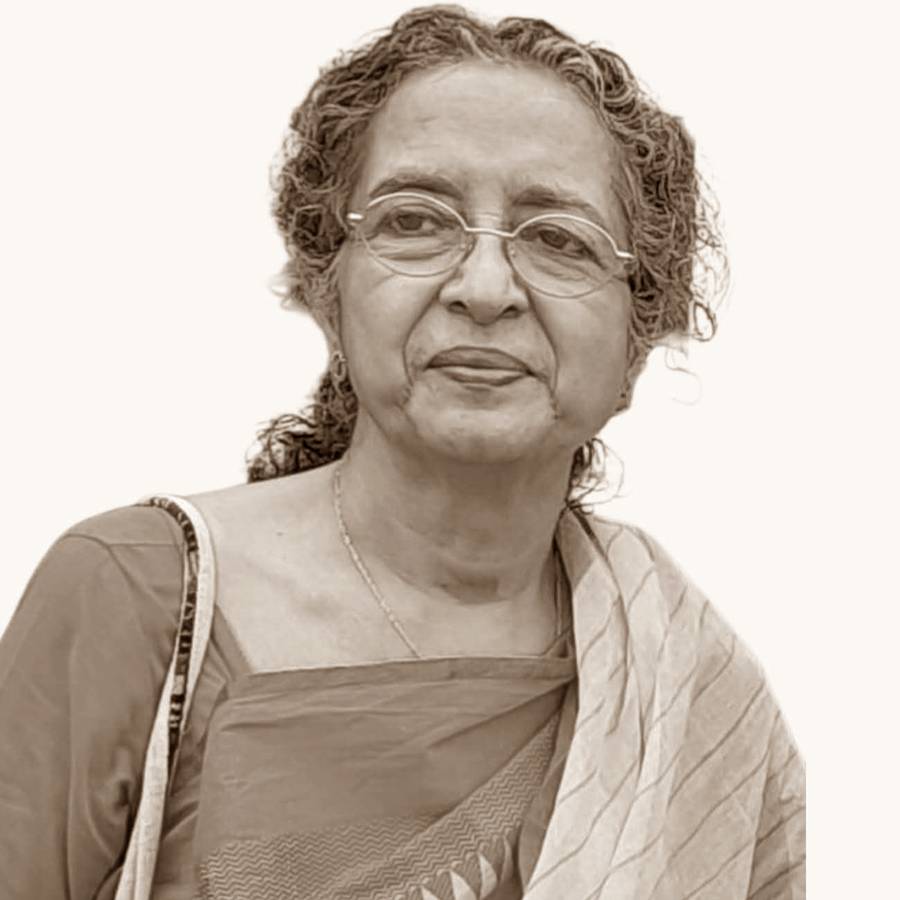 বিনোদন দুনিয়া হারালো ভদ্রা বসুকে।