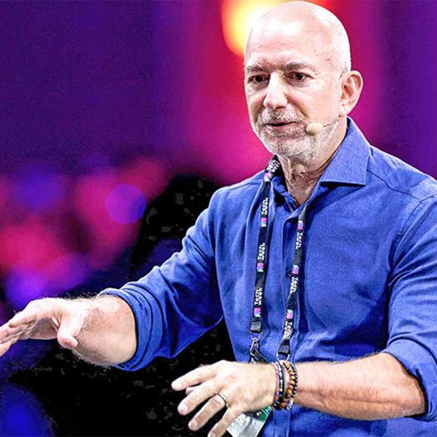 প্রতিষ্ঠাতা: ‘ইটালিয়ান টেক-উইক ২০২৫’ সম্মেলনে জেফ বেজ়োস।
