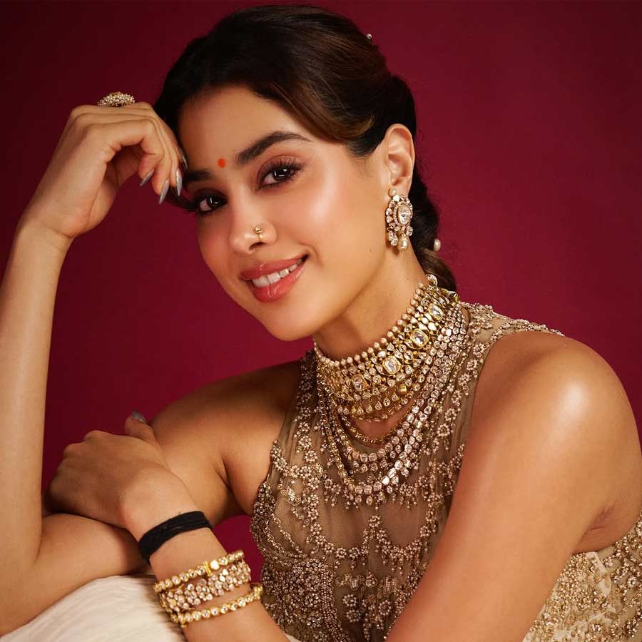 5 tips to prevent patchiness in winter makeup dgtl