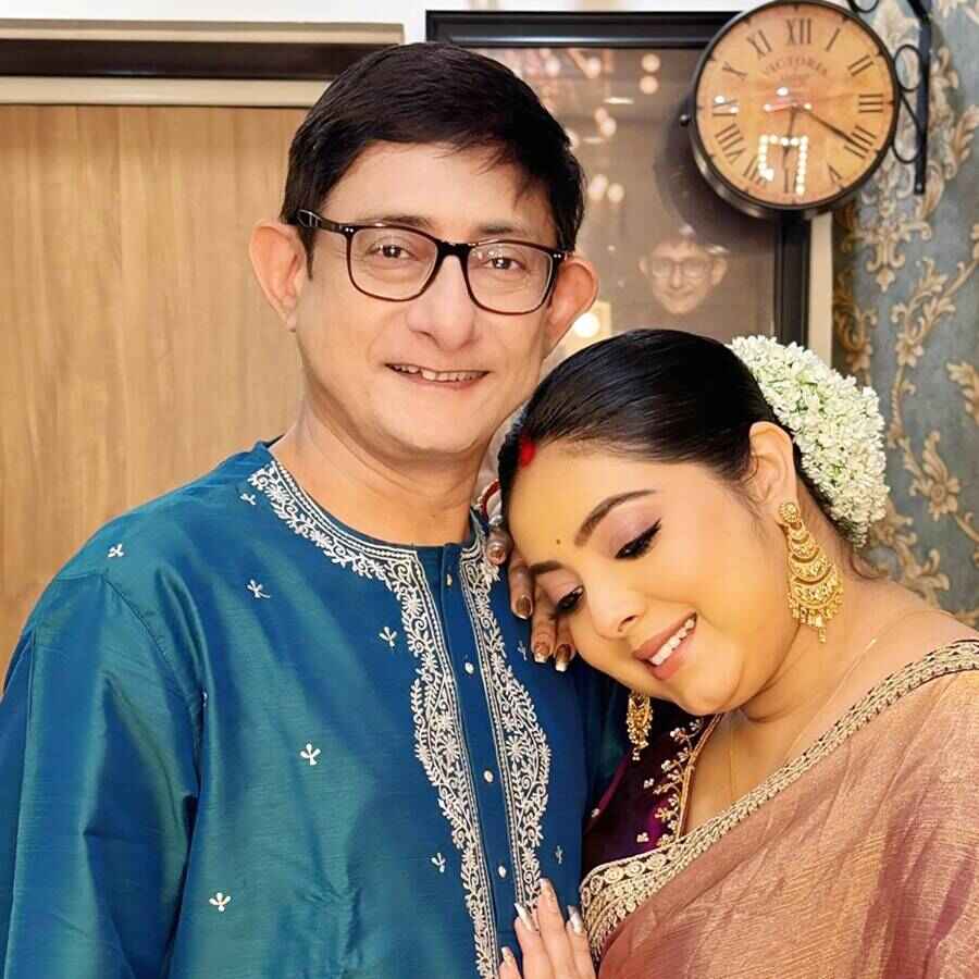 কাঞ্চন মল্লিক, শ্রীময়ী চট্টরাজের রসায়ন।