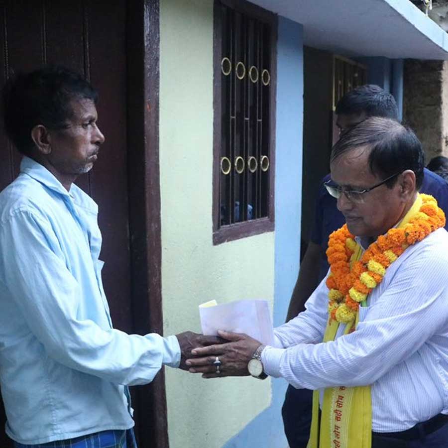 All need to know KC Sinha, one of the most educated candidate of Bihar Election but loses Kumhrar Seat