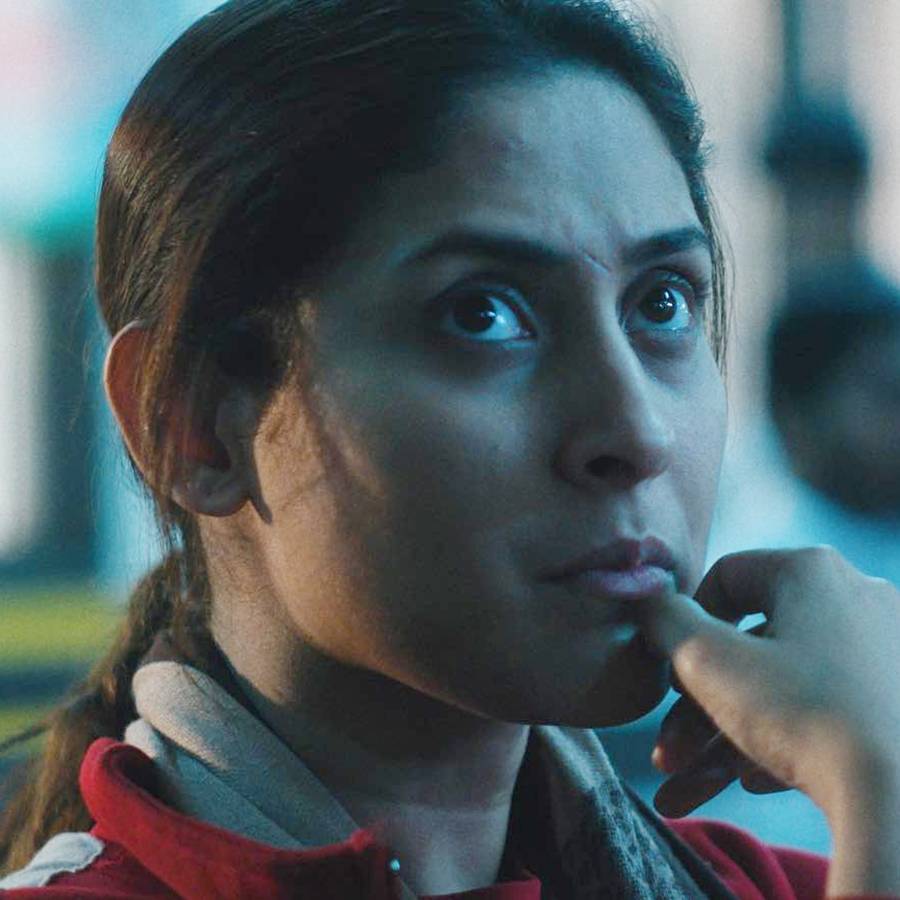 বিপাকে বাংলাদেশের মেহজ়বীন চৌধুরী।