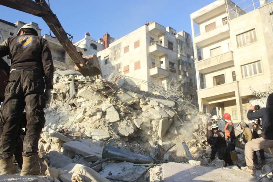 Most powerful vacuum bomb