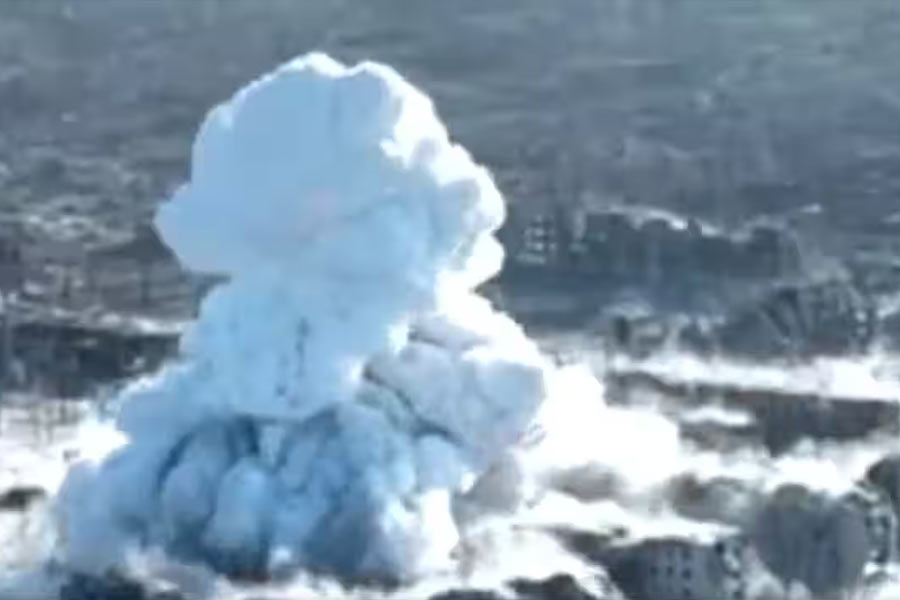 Most powerful vacuum bomb