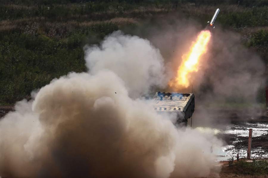 Most powerful vacuum bomb