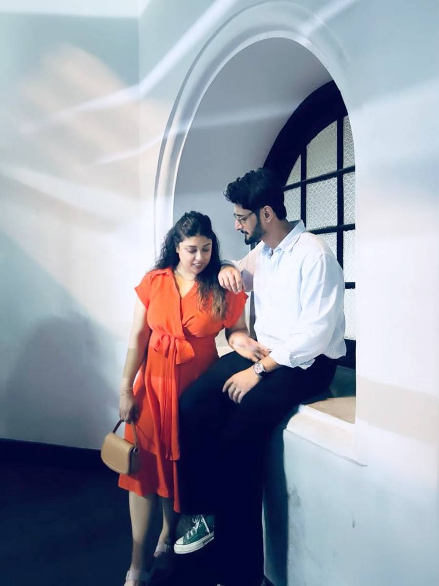 হবু বৌ আর বর রিনি মুখোপাধ্যায়, সায়ন বসু।