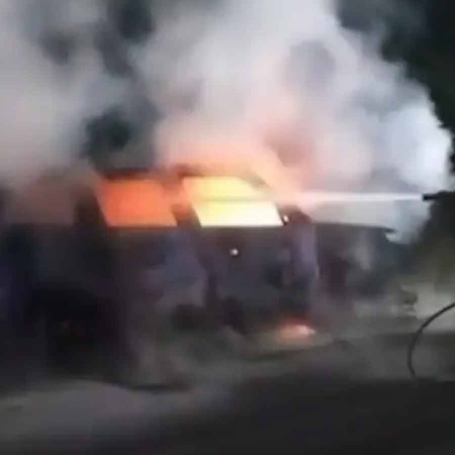 Ambulance caught fire, four dead in Gujarat dgtl