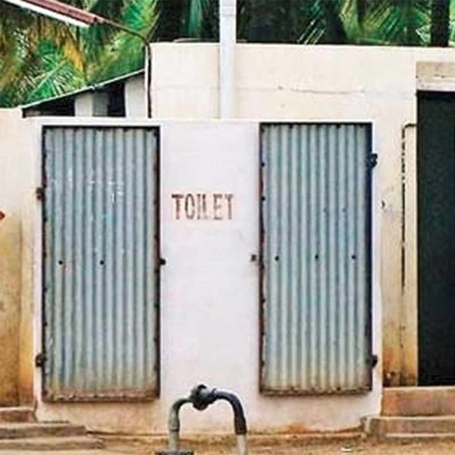 Public toilets problem still exists despite many new toilets have been built