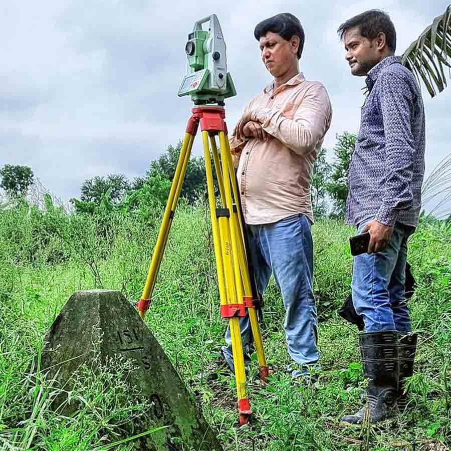 Residents of Hogolberia to get land under Bangladesh Mauja at Karimpur india-bangladesh border area