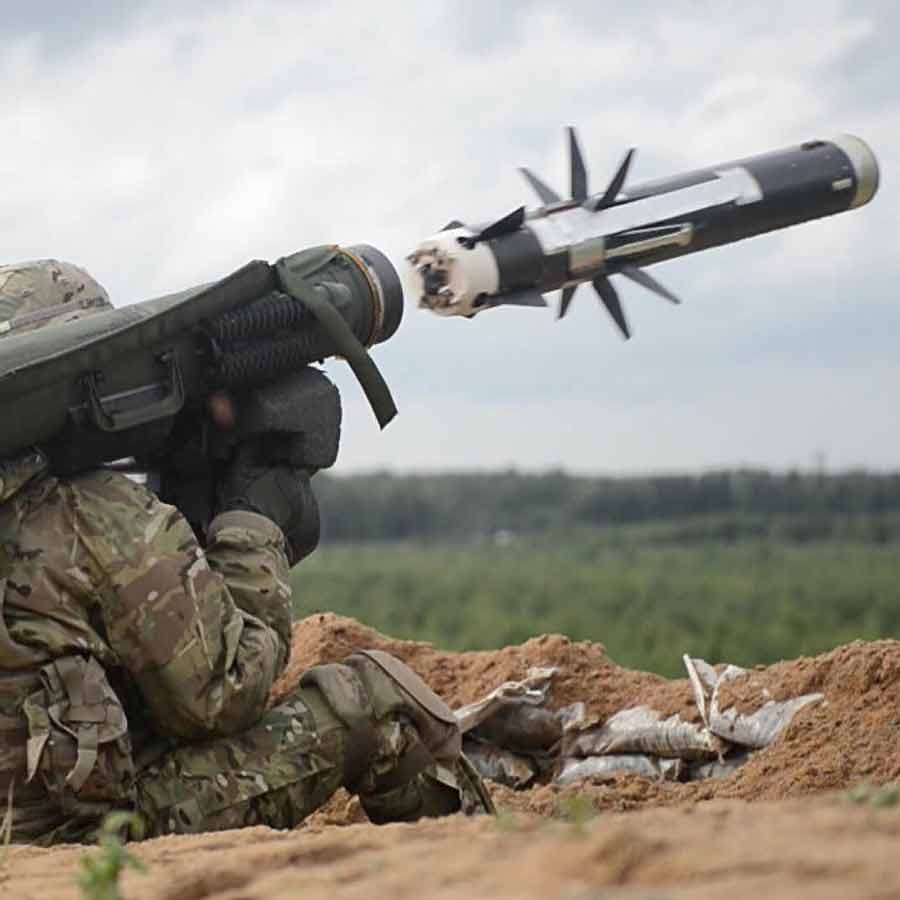 ভারতকে প্রায় ৮২৫  কোটি টাকার অস্ত্র বিক্রি করবে আমেরিকা।