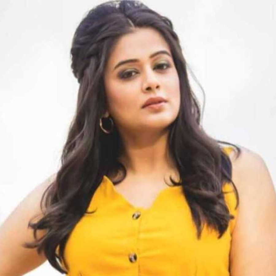 স্বাস্থ্যসমস্য়ার কারণে ওজন বেড়ে যাওয়ার প্রবণতা ছিল প্রিয়ামণির।