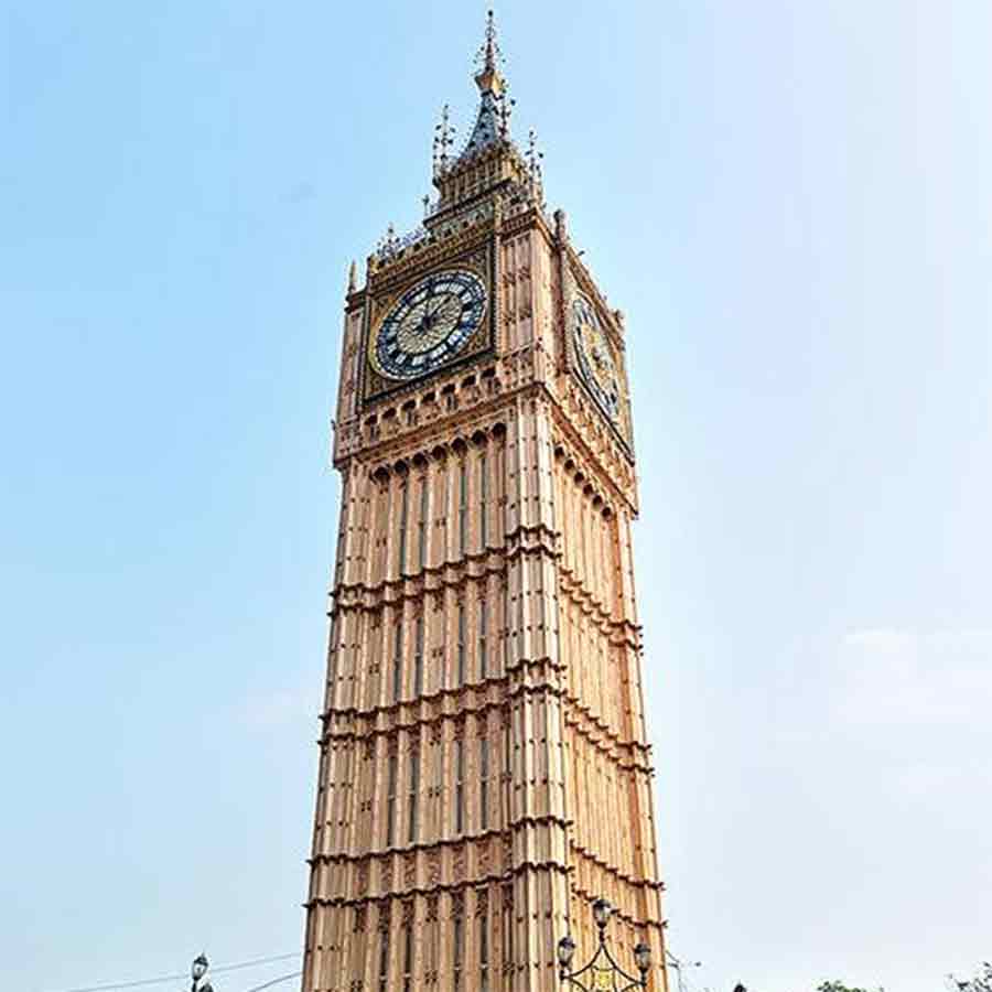 Some of the foreign 'imitations' have adapted to Kolkata, while others have been a complete waste of money