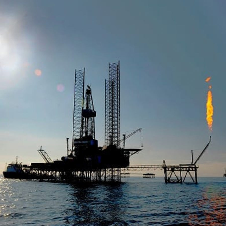 Reliance stops Russian crude