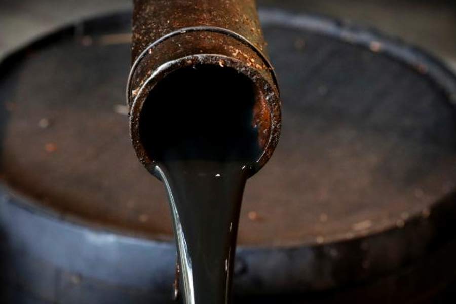 Reliance stops Russian crude