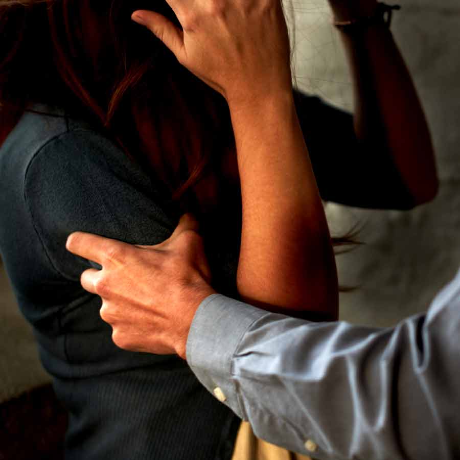 Students protest against a professor in Calcutta Medical college seeking his removal dgtl