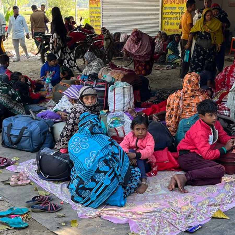 Police shifts eyeballs from wave of Bangladesh bound infiltrators, BSF watches every nook and corner but removing the name badges