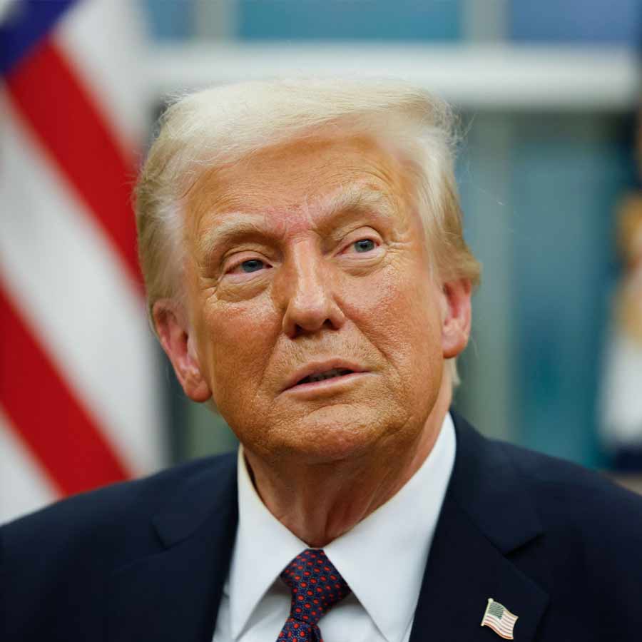 Russia offers fifth generation fighter jet SU-57 with Technology transfer, though US sanctions are major concern for India 