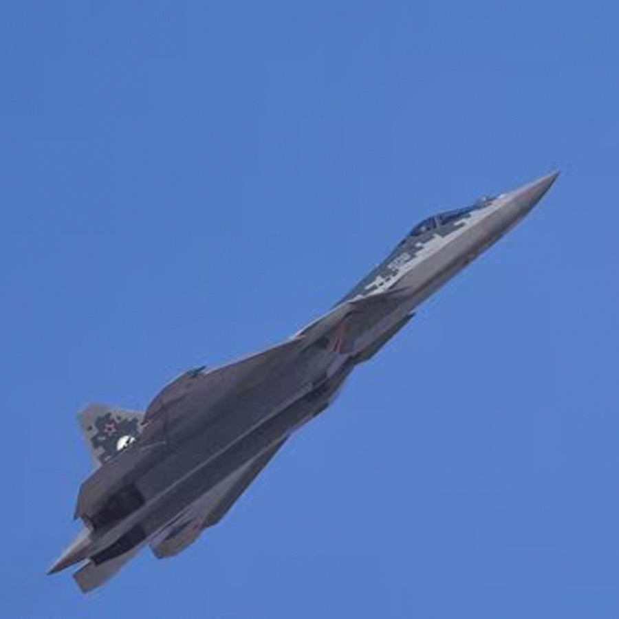 Russia offers fifth generation fighter jet SU-57 with Technology transfer, though US sanctions are major concern for India 