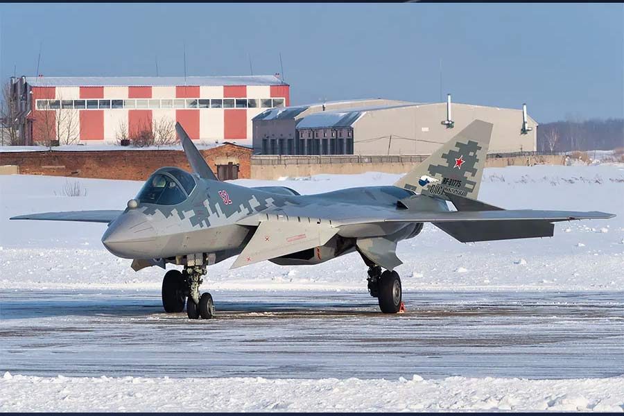 Russia offers fifth generation fighter jet SU-57 with Technology transfer, though US sanctions are major concern for India 