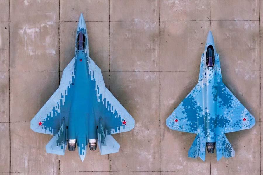 Russia offers fifth generation fighter jet SU-57 with Technology transfer, though US sanctions are major concern for India 