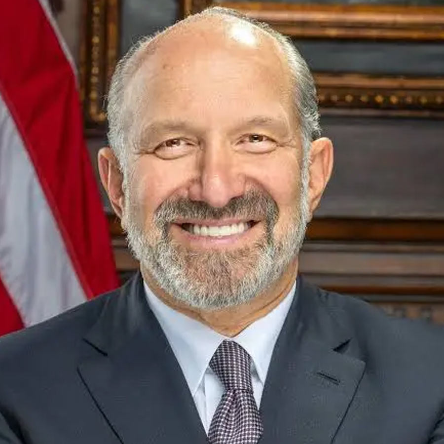 Russia offers fifth generation fighter jet SU-57 with Technology transfer, though US sanctions are major concern for India 