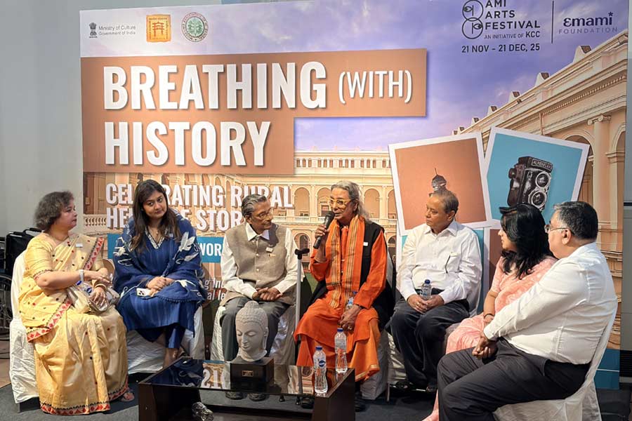 উদ্বোধন উপলক্ষে অনুষ্ঠান।