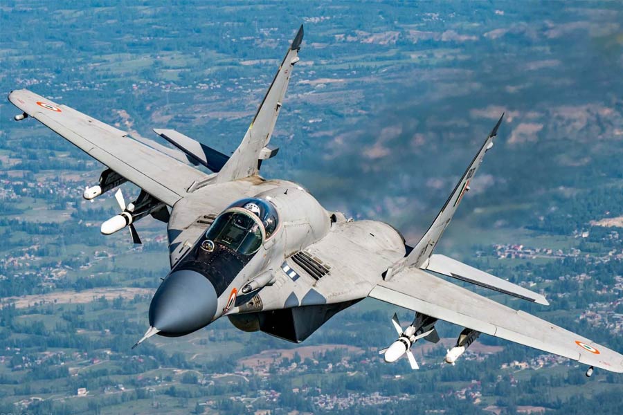 Why Netherlands sell 18 F-16 fighter jets to Romania in dirt cheap price that is just 1 Euro 