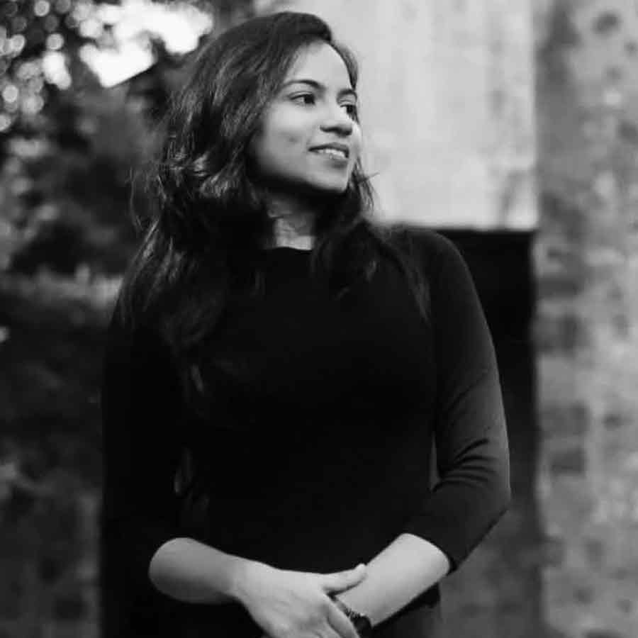 Physiotherapist in Gujarat sent message to fiancé before her death dgtl