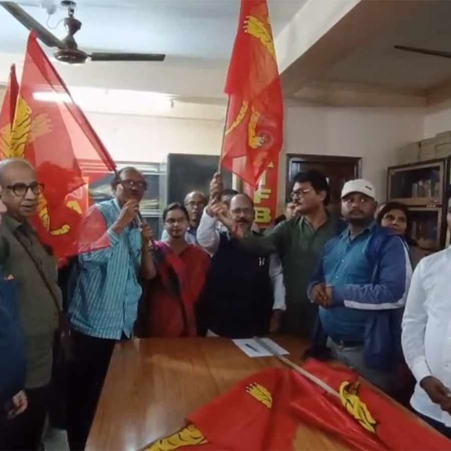DSP leaders join Forward Bloc within Left Front