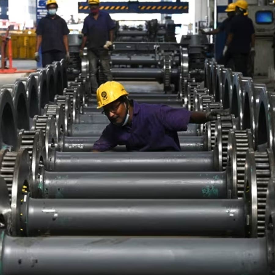 New Labour Law may decrease take home salary, know its benefits and disadvantages 