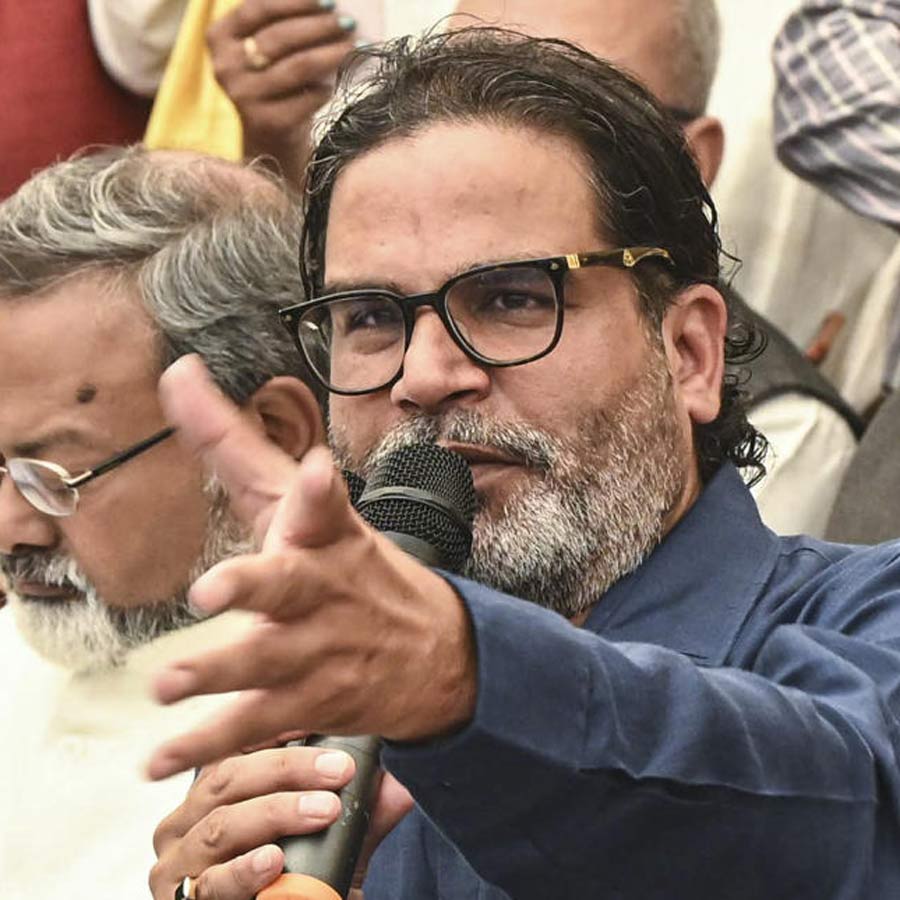 Political leaders or electoral strategists, who are the real masterminds behind the victory in the Bihar Assembly Election 2025?