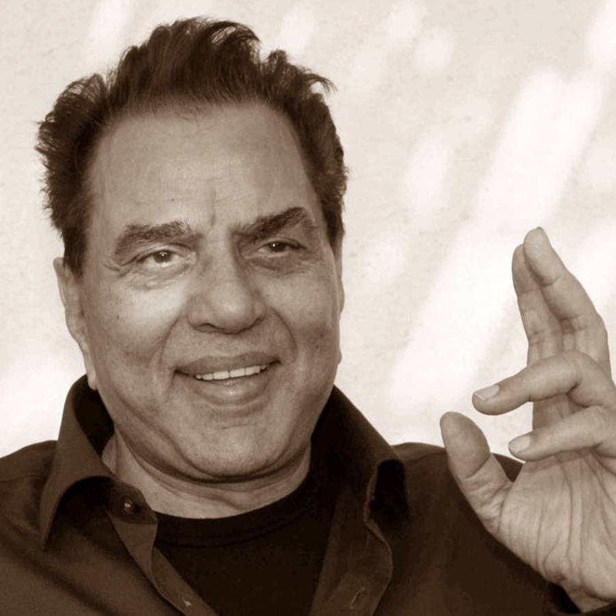 Kashmir Valley Recalls Late Actor Dharmendra’s Warmth And Legacy dgtl