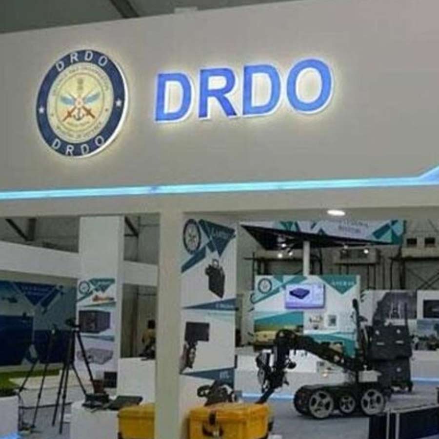 India strengthening its Air Defence through indigenous VHF Radar which can detect Fifth Generation stealth F-35 jets 