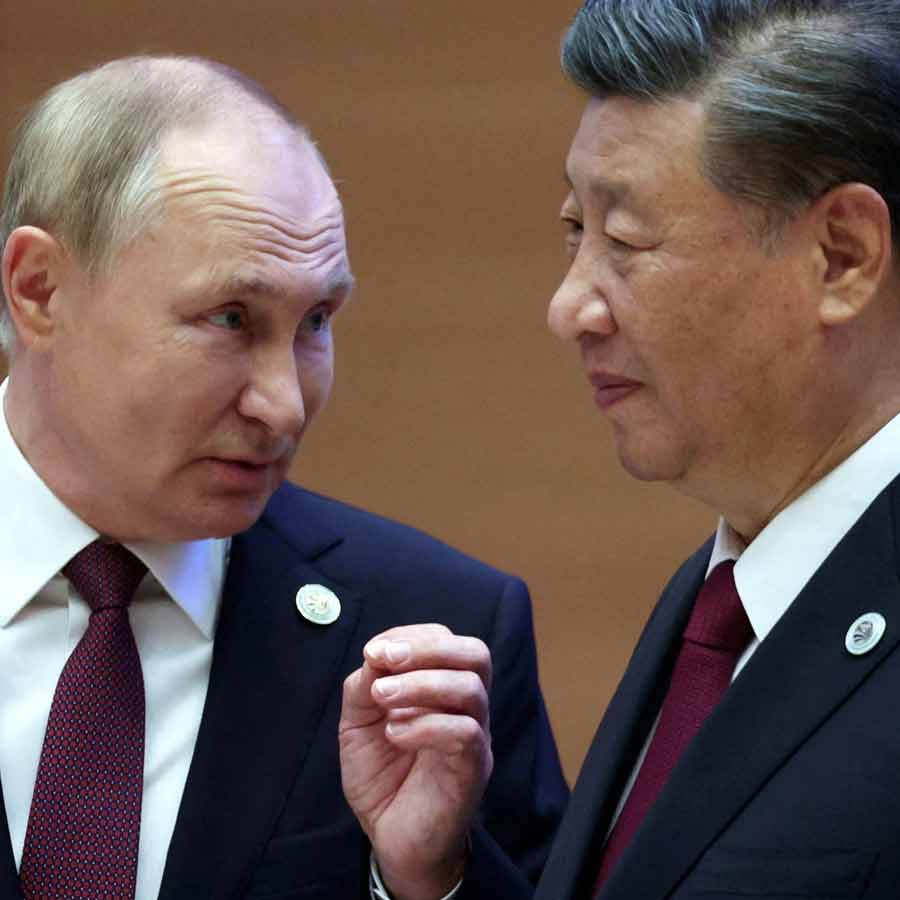 Does US fall in Chinese debt trap as America became biggest borrower client of Beijing