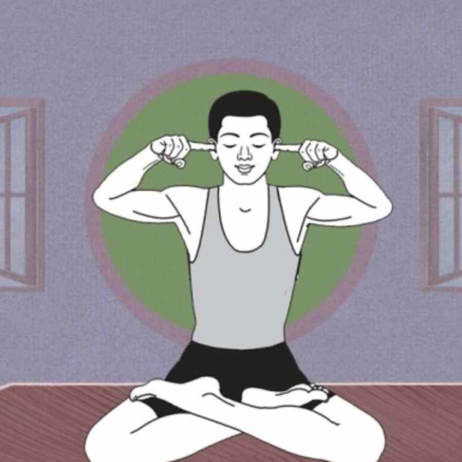 What are the health benefits of Bhramari pranayama or humming bee breath