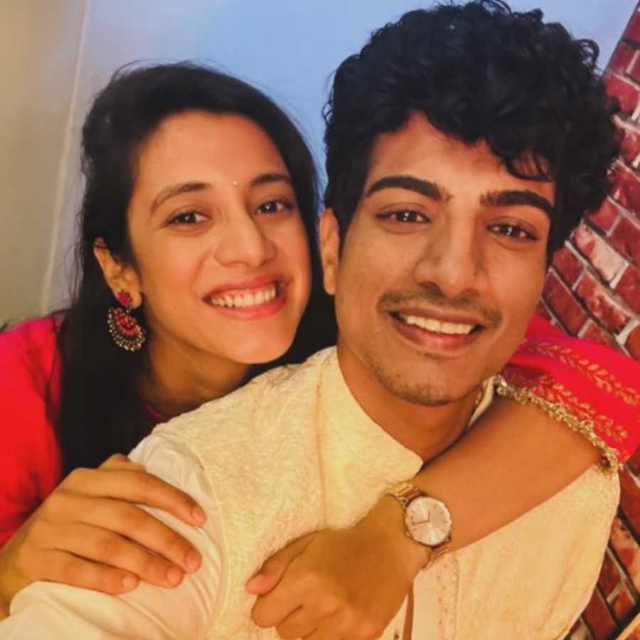 Smriti Mandhana And Palash Muchhal Wedding Upadate they both Gave hint on instagram bio dgtl