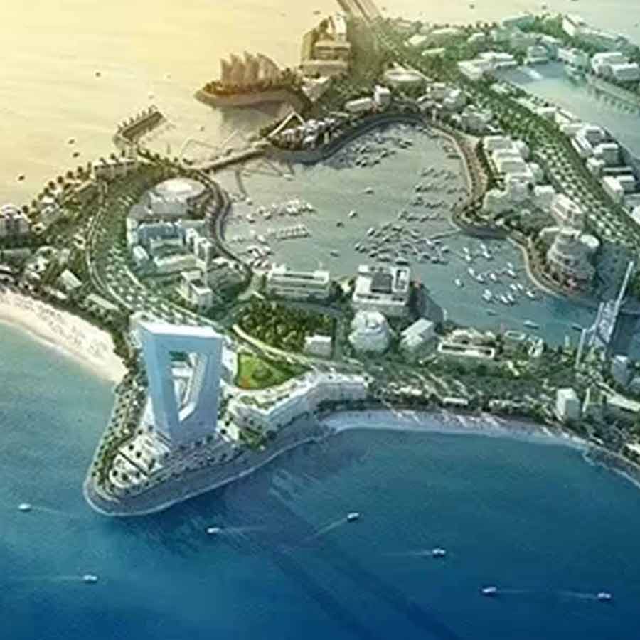 গত কয়েক দশকের প্রচেষ্টায় দুবাই প্রযুক্তিগত ভাবে বিশ্বের অন্যতম উন্নত শহরে পরিণত হয়েছে। রবার্ট ডি নিরো, কিম কার্দাশিয়ানের মতো আন্তর্জাতিক মানের তারকাদের অবসরযাপনের প্রিয় জায়গা এই শহর। যাঁরা দুবাইয়ে থাকেন, তাঁদের জীবনযাপনের বহর ও বাহার দেখলে যে কোনও সাধারণ মানুষ হতবাক হয়ে যাবেন। 