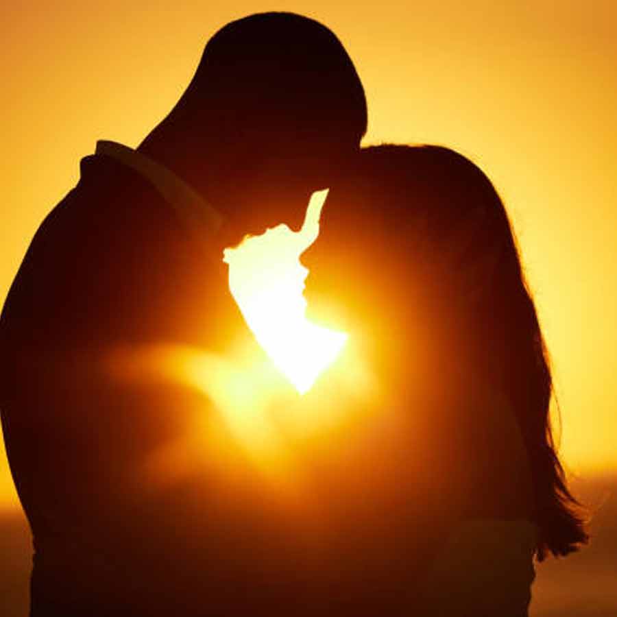 According to astrology which Zodiacs good as lover and who fall in love again and again