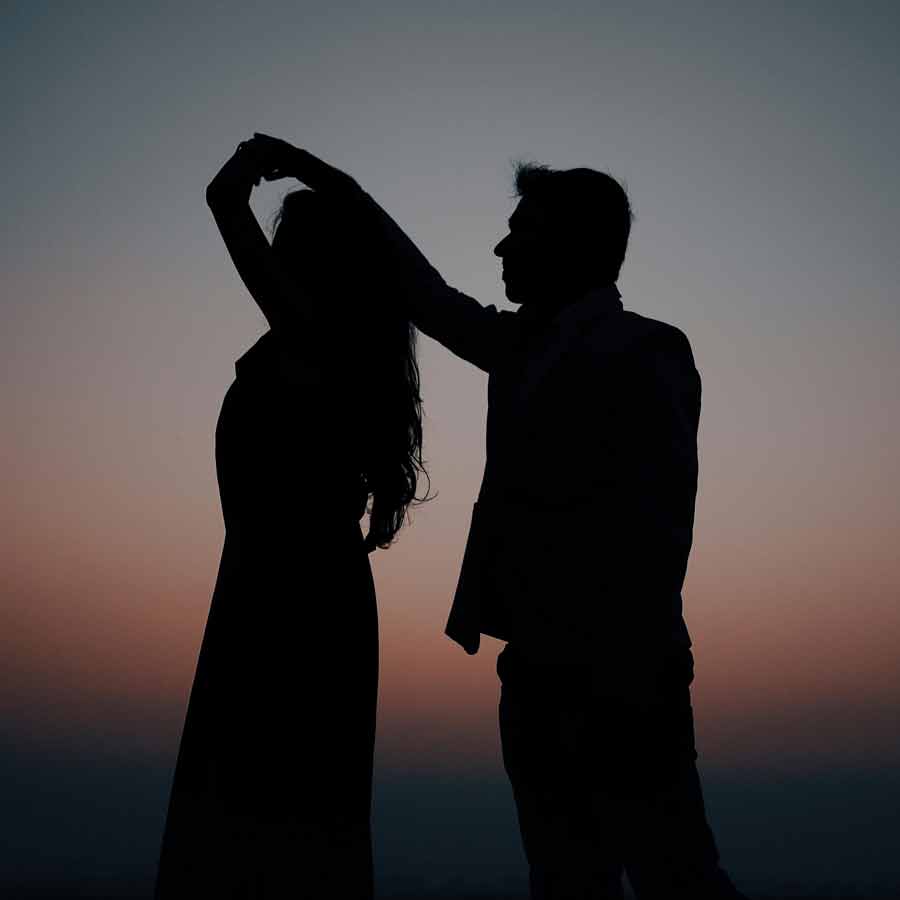 According to astrology which Zodiacs good as lover and who fall in love again and again