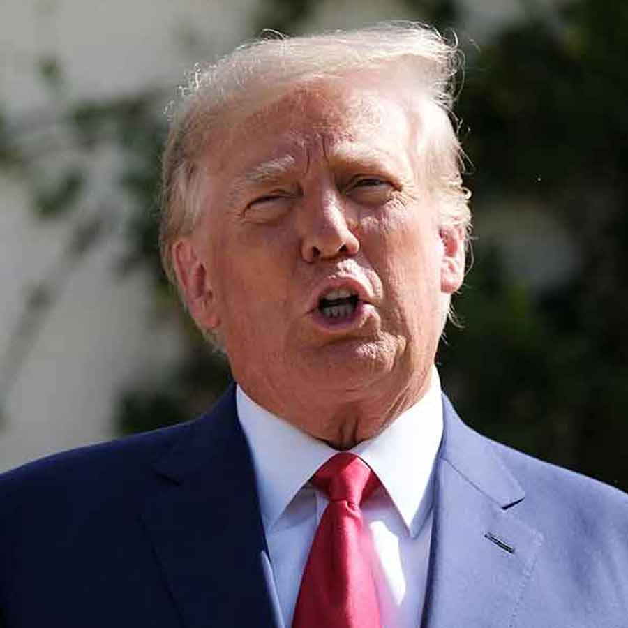 India rupee becomes Asia’s worst performing currency which may fall 90 in respect to US dollar 