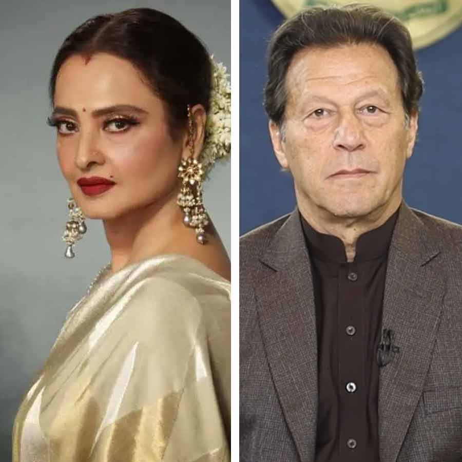 Rekha And Pakistani Cricketer Imran Khan marriage got cancelled due to this reason dgtl