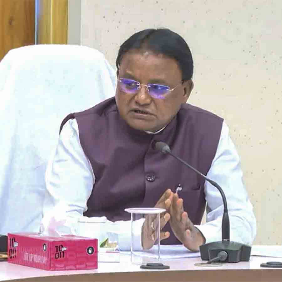 In Odisha salaries of 91 officers, including SP, withheld for failing to resolve public grievances dgtl