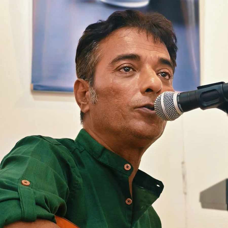 Singer Anindya Bose said why he left Bangla Band Parash Pathar