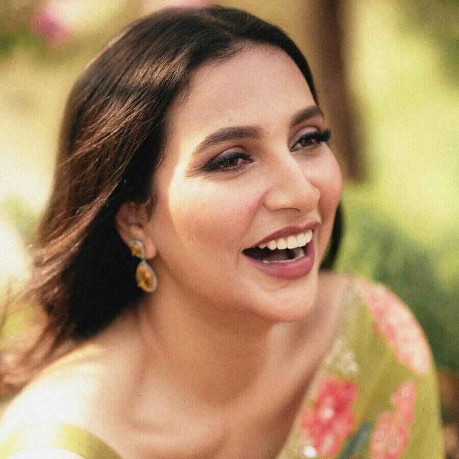 ধুলো ধরলেই সোনা হচ্ছে শুভশ্রী গঙ্গোপাধ্যায়ের?