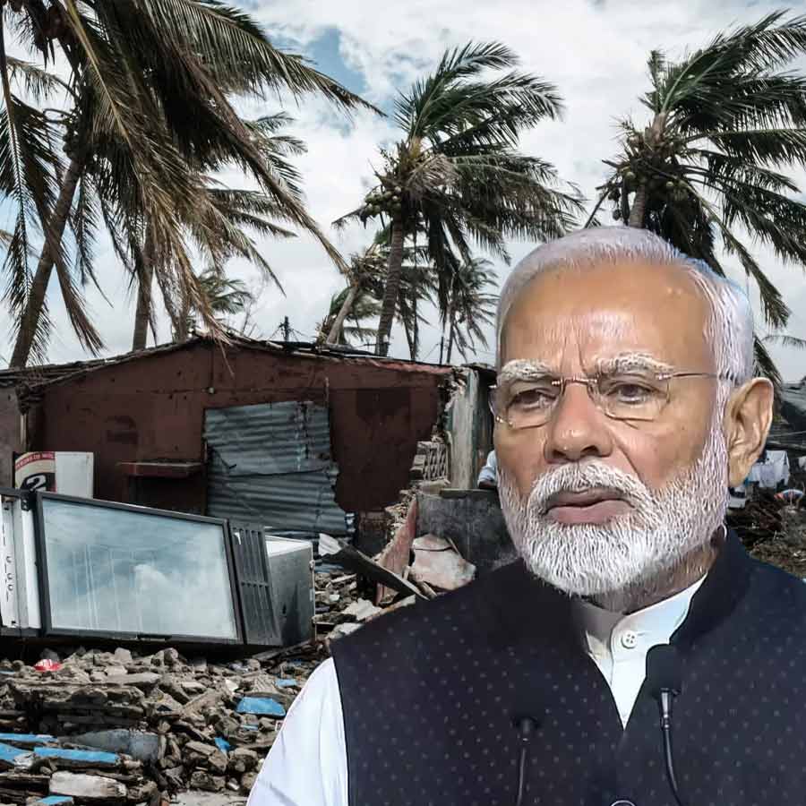 India sends aid to cyclone-hit Sri Lanka, Narendra Modi expressed condolences