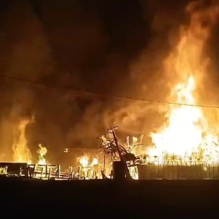 Gas cylinder explosion causes fire in Naihati