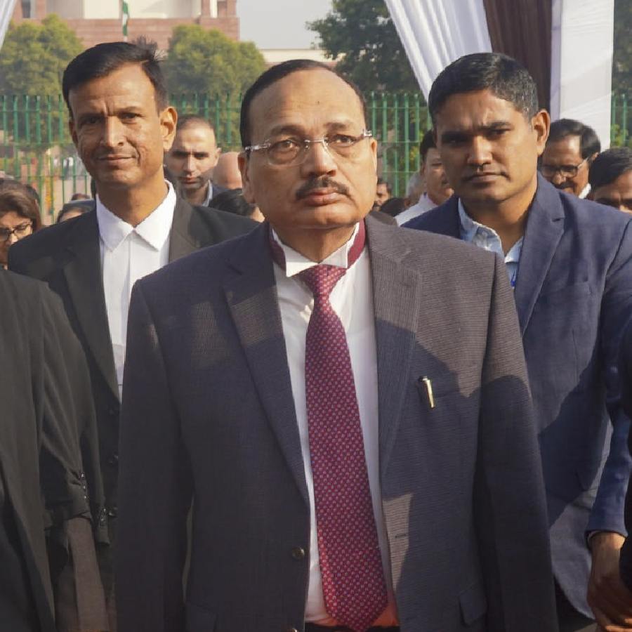 Chief Justice of India Surya Kant advises other judges on workload dgtl