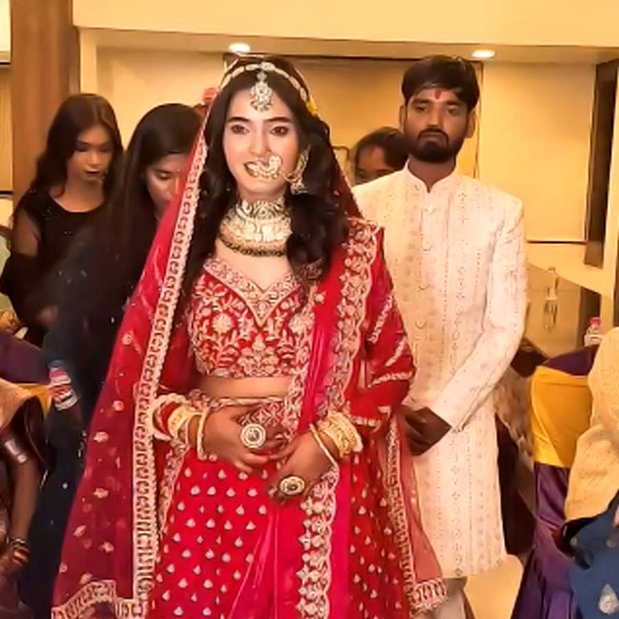 Newlywed couple from Madhya Pradesh faces backlash in internet for Skin Colour, sparks debate