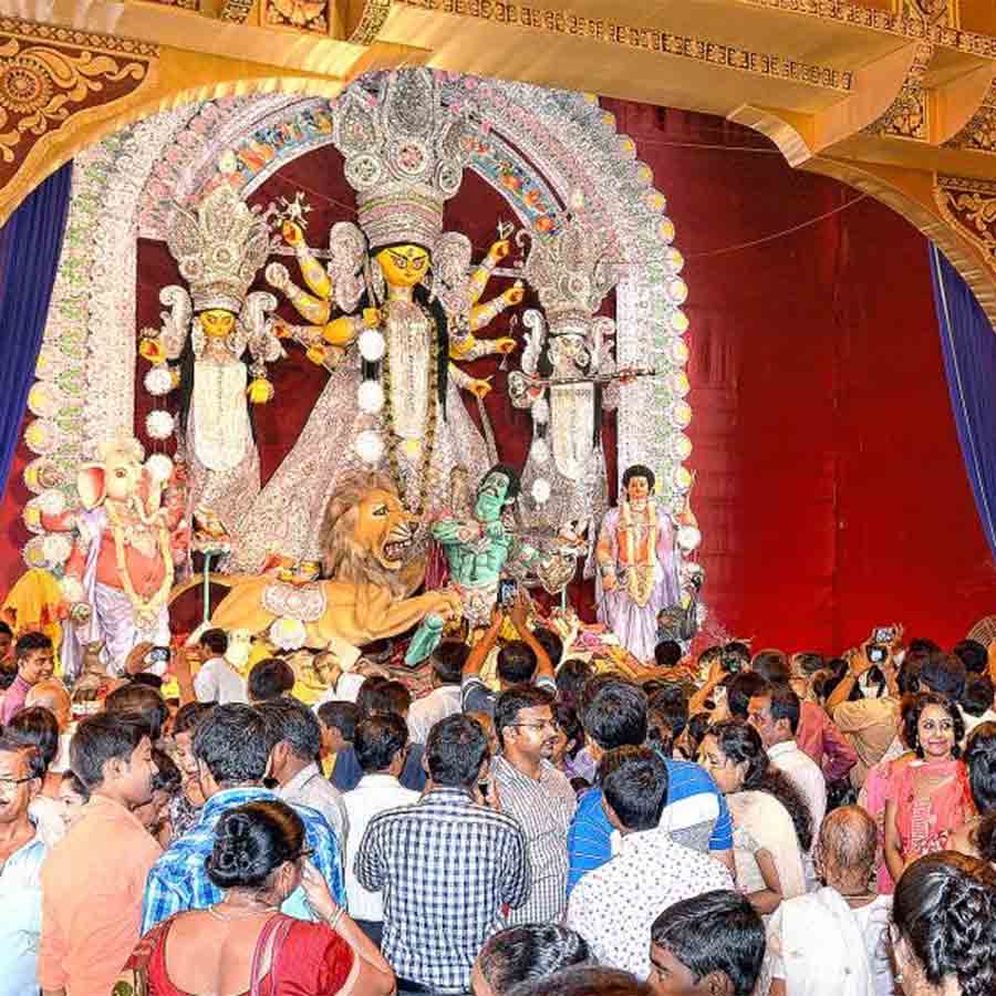 festival was successful with the participation of people from all socio-economic backgrounds